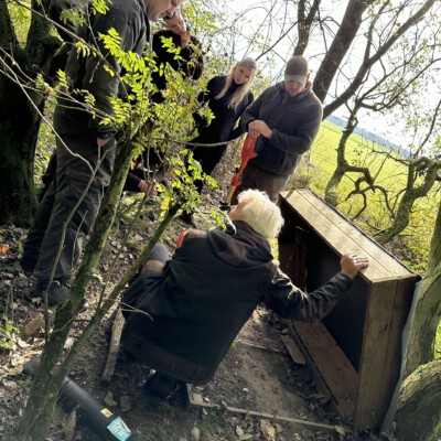 Fallenlehrgang: Praxis an der Kastenfalle im Revier – Jagdtalente